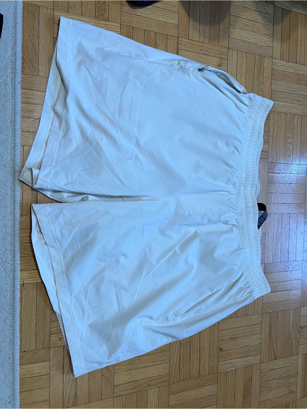 Lululemon pace breaker short